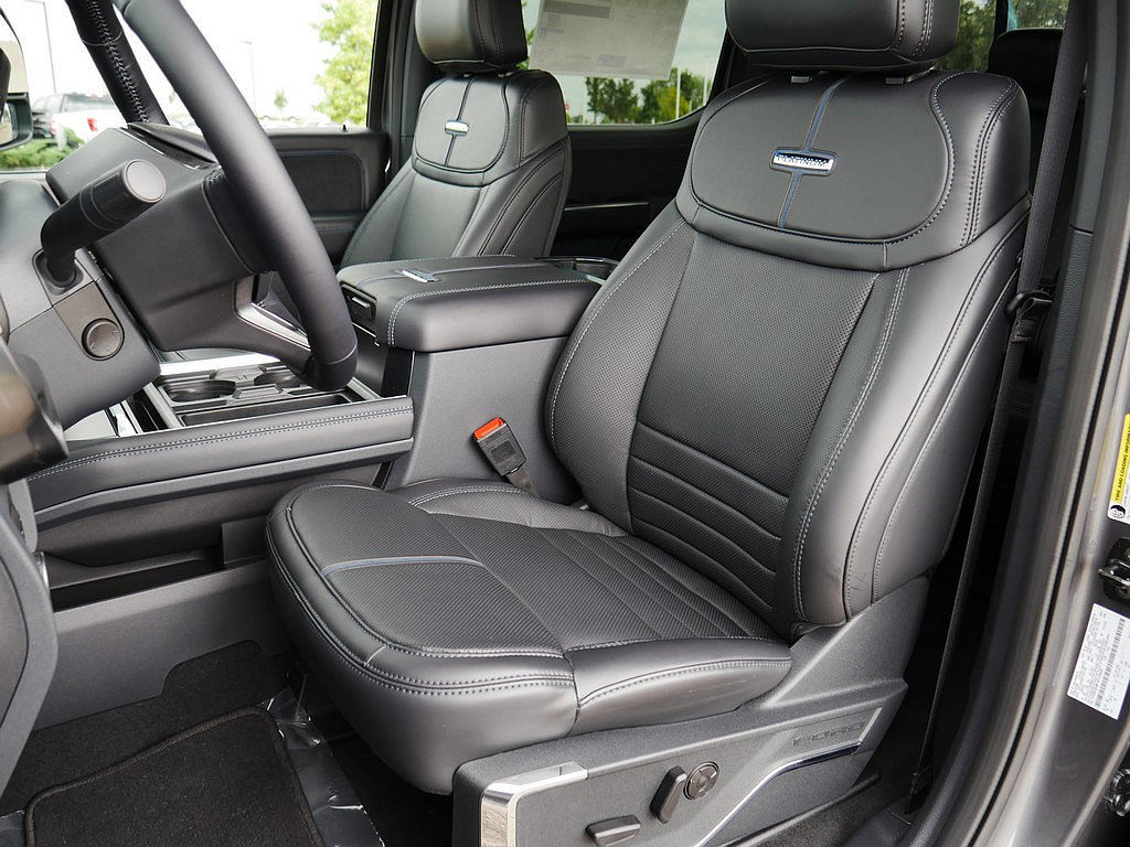 New 2027 Ford F350 Platinum AWD/4WD image 13