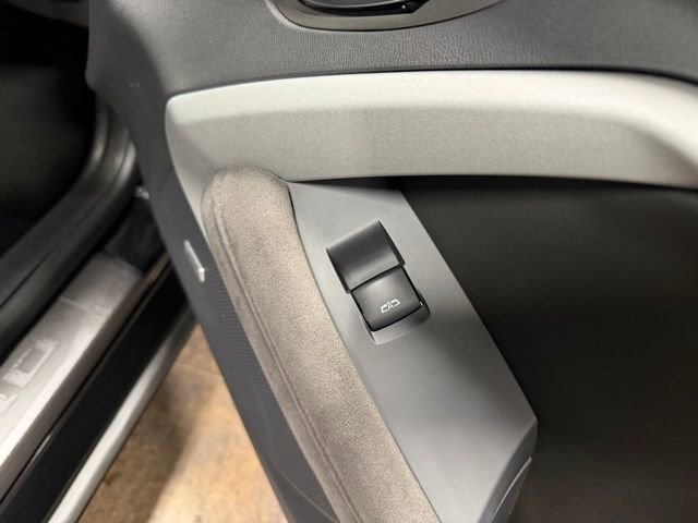 Used 2023 Chevrolet Camaro LT image 23