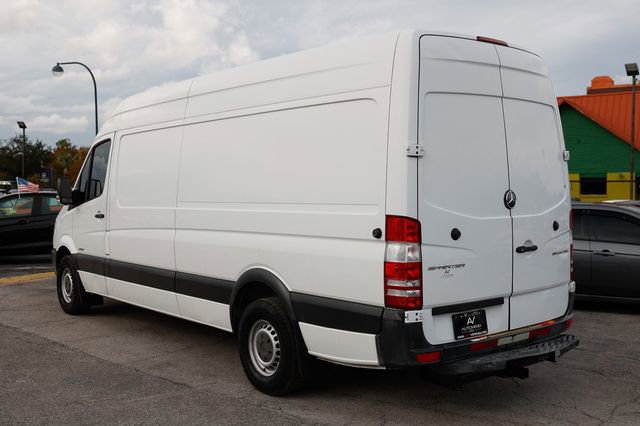 Used 2016 Mercedes-Benz Sprinter 2500 image 7