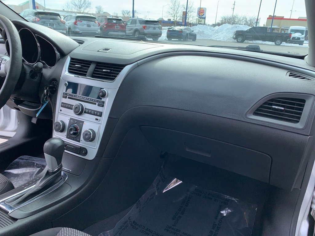 Used 2012 Chevrolet Malibu LT image 19