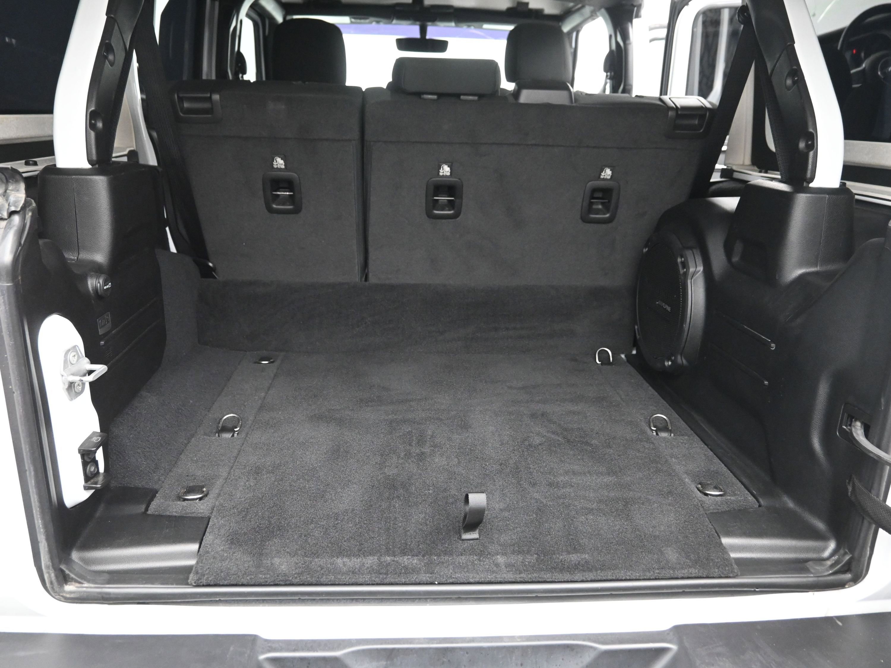 Used 2023 Jeep Wrangler Unlimited Rubicon 4xe w/ Cold Weather Group image 14