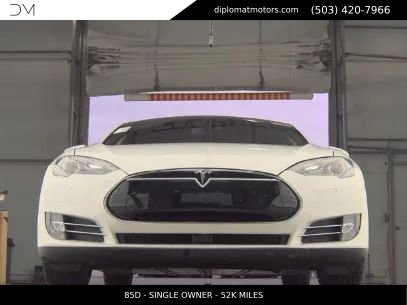 Used 2015 Tesla Model S 85D AWD/4WD image 3