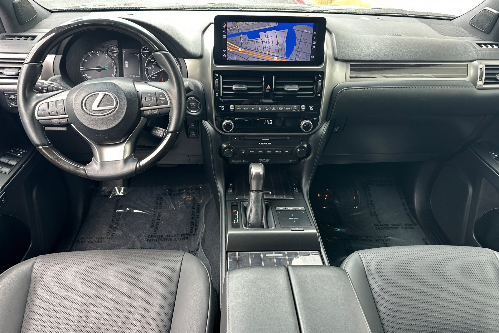 Used 2023 Lexus GX 460 Premium AWD/4WD image 16