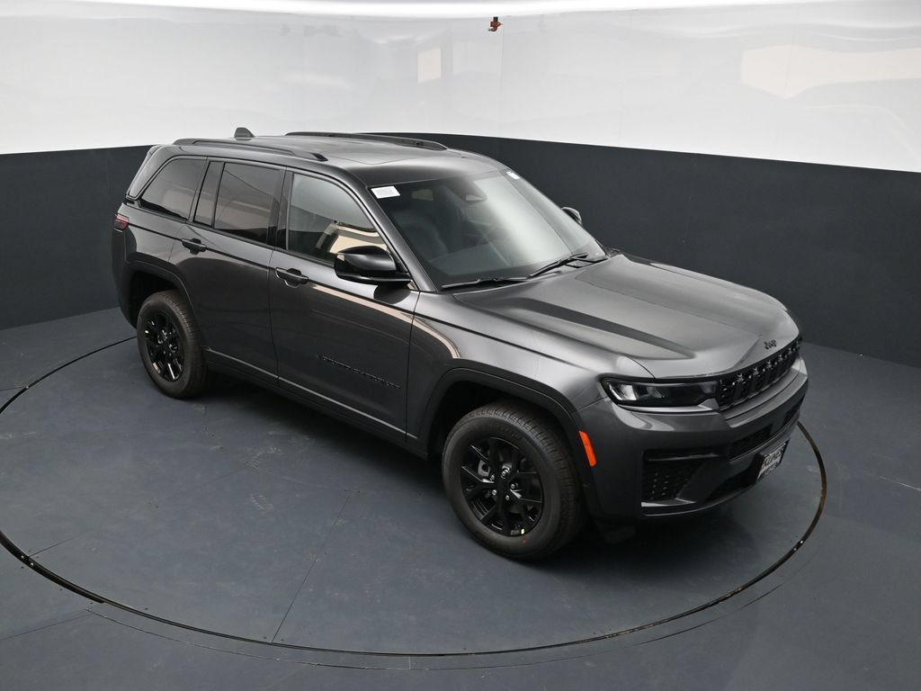 New 2026 Jeep Grand Cherokee Altitude AWD/4WD image 16