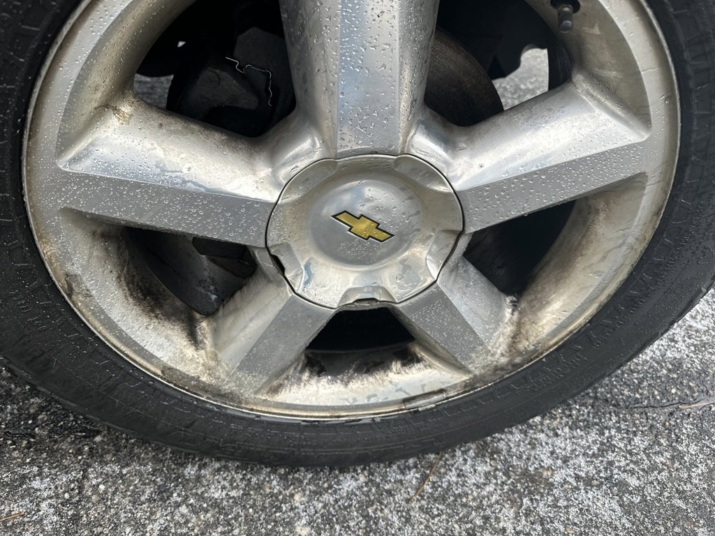 Used 2011 Chevrolet Avalanche LT w/ Luxury Package image 19