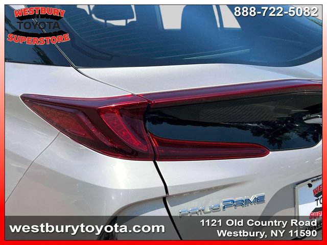 Certified 2022 Toyota Prius Prime LE FWD image 13