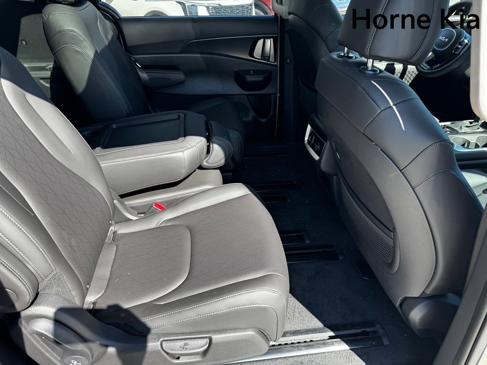 New 2026 Kia Carnival SX w/ SX Dark Edition Package image 19