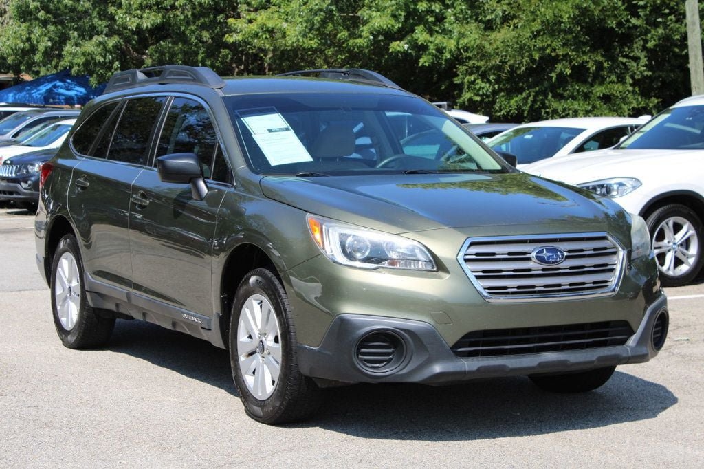 Used 2017 Subaru Outback 2.5i AWD/4WD image 1