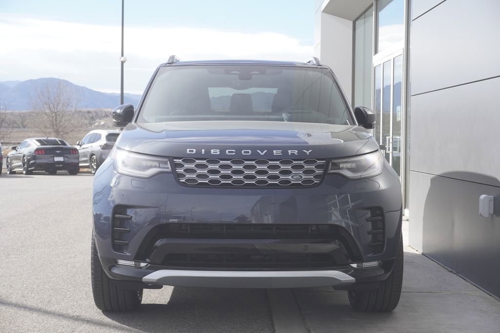 New 2026 Land Rover Discovery Limited Edition image 5