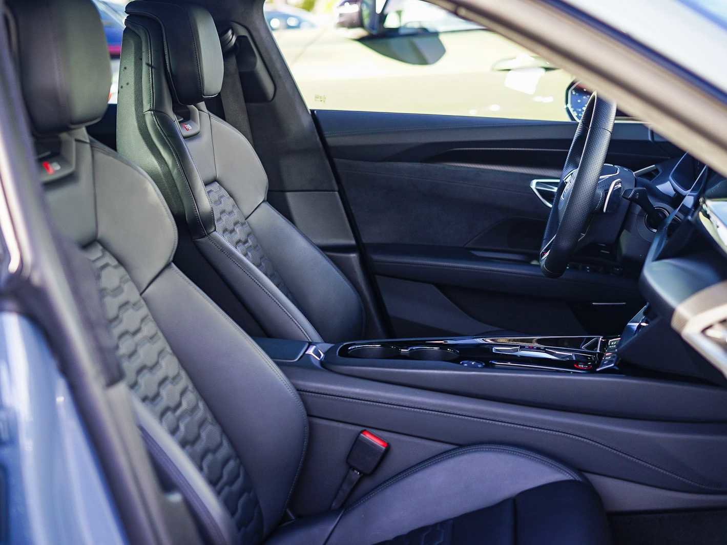 Used 2024 Audi RS e-tron GT w/ Carbon Performance Package image 20