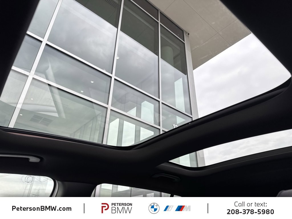 Used 2022 Mercedes-Benz GLB 250 4MATIC image 31