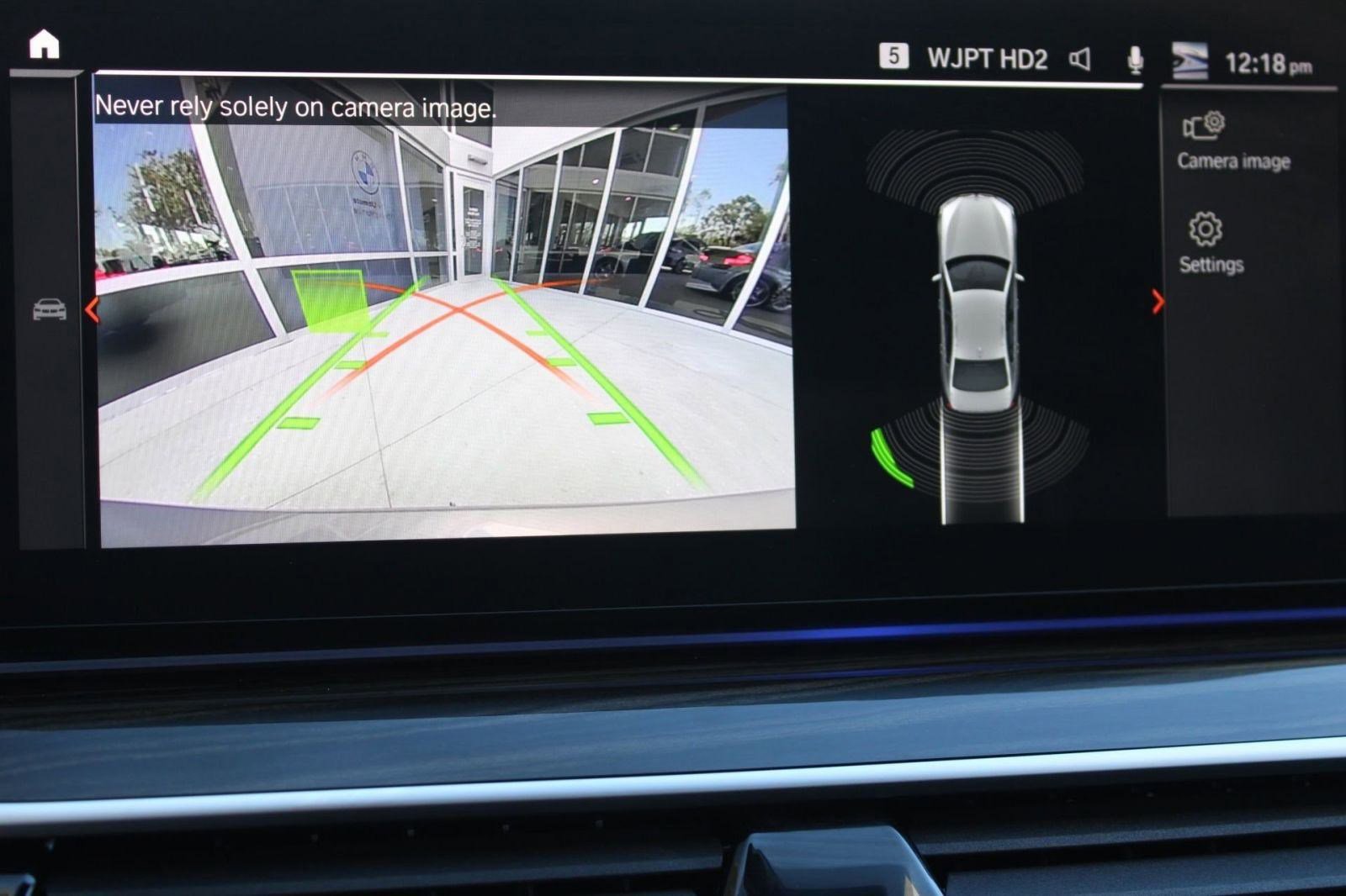 Used 2023 BMW 530i w/ Premium Package image 26