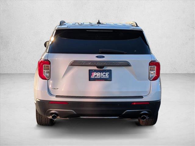 Used 2021 Ford Explorer XLT w/ Equipment Group 202A image 6