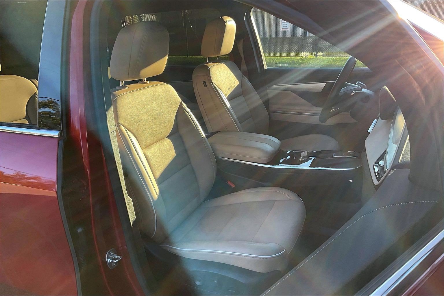 Used 2025 Buick Enclave Preferred FWD image 9