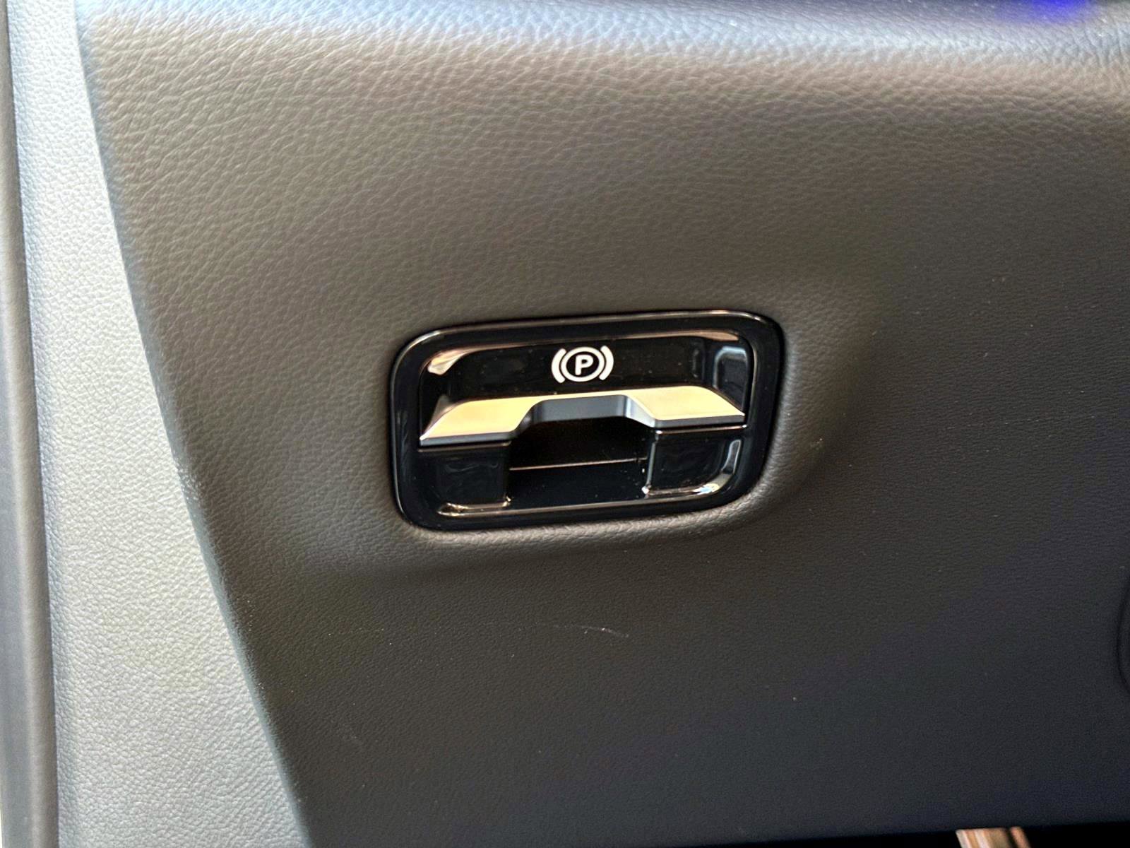 New 2026 Mercedes-Benz E 350 Sedan image 24