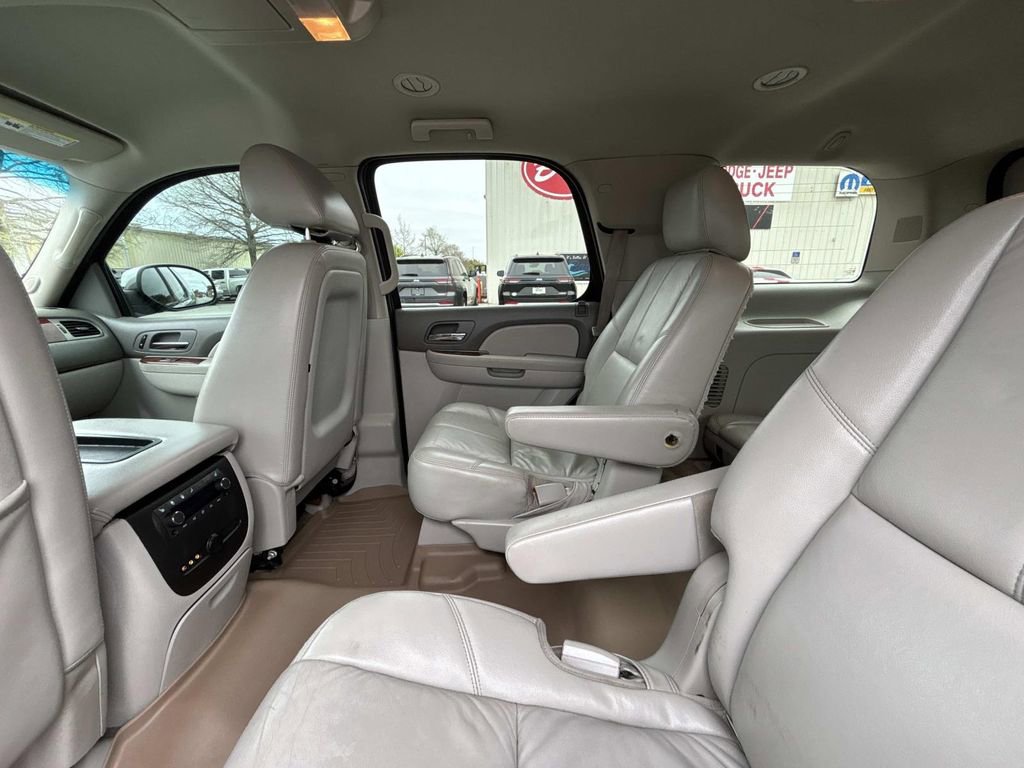 Used 2012 Chevrolet Tahoe LT w/ All-Star Edition RWD image 12