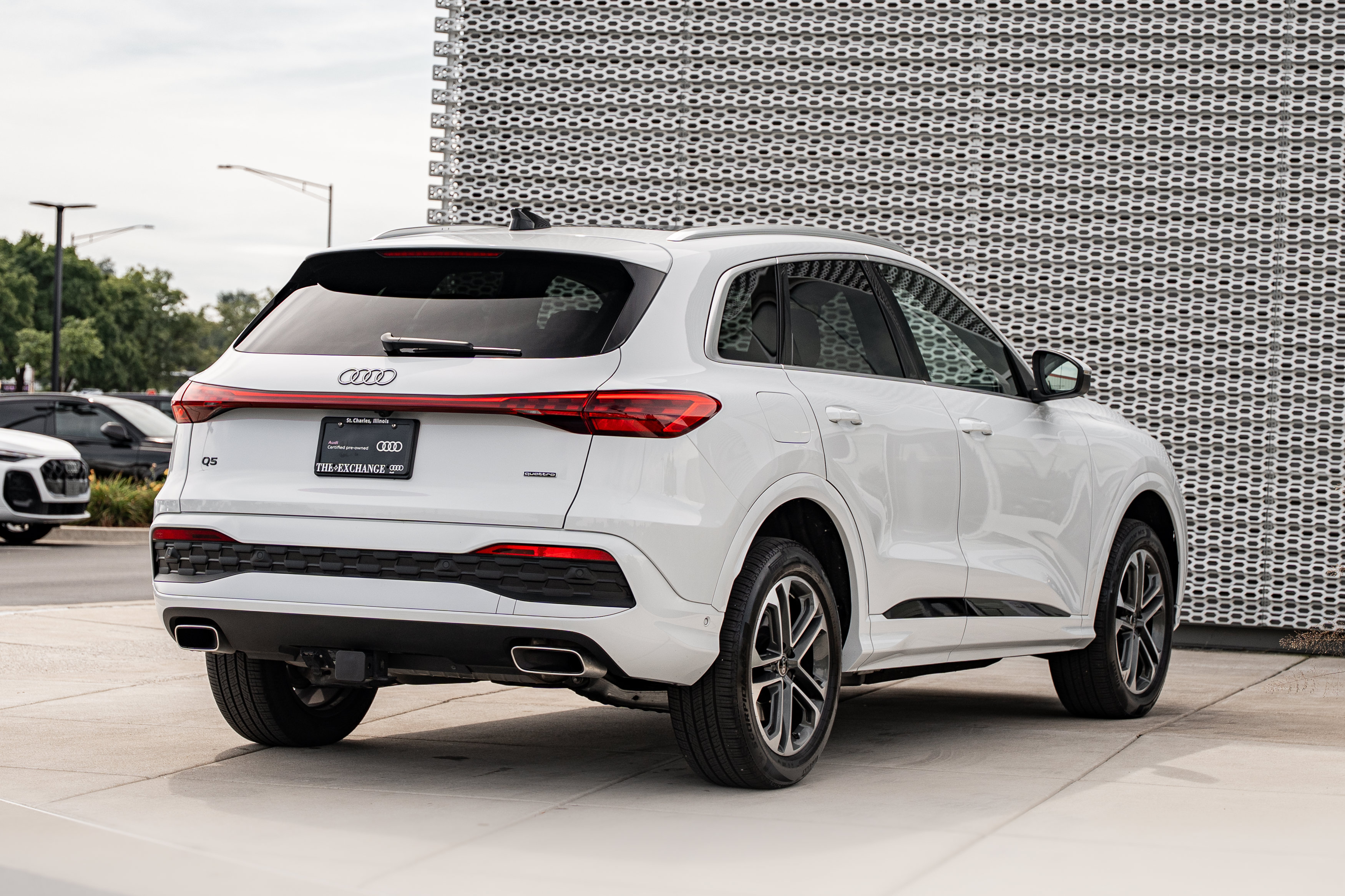 Certified 2025 Audi Q5 Premium w/ Premium Plus AWD/4WD image 4