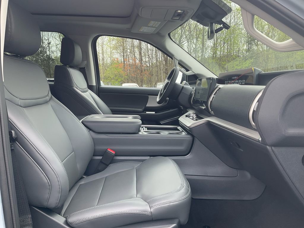 New 2026 Ford Expedition Max Active image 12