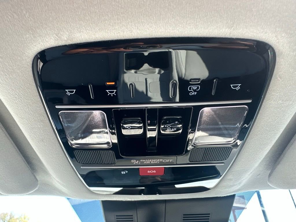 Used 2025 Hyundai Santa Fe Calligraphy image 22