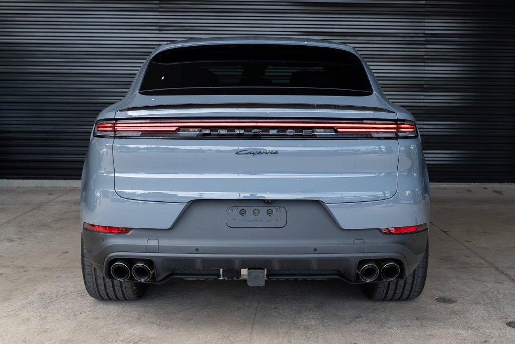New 2026 Porsche Cayenne Coupe AWD/4WD image 6