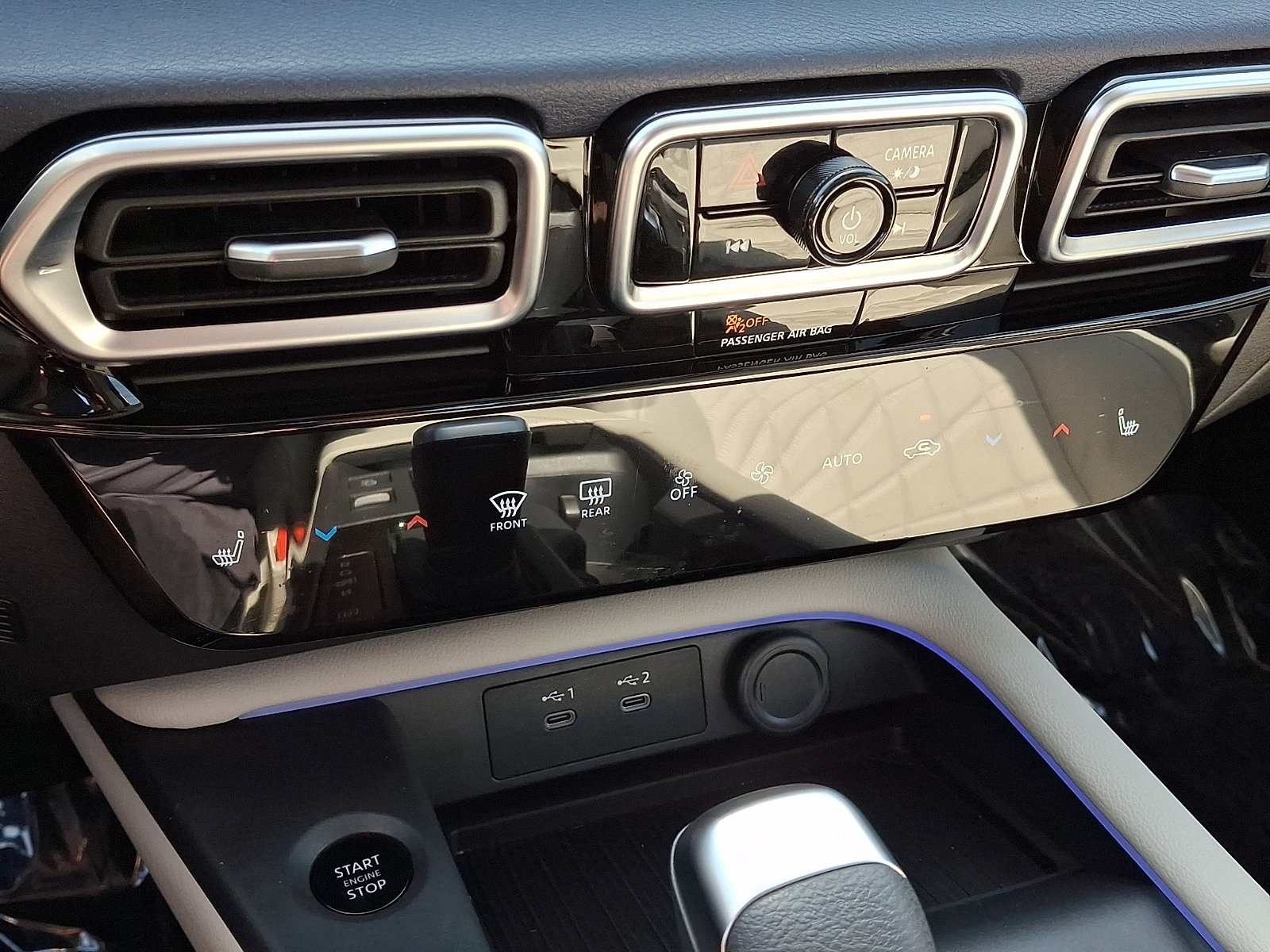 Used 2026 Nissan Sentra SL w/ Floor Mat Package FWD image 15