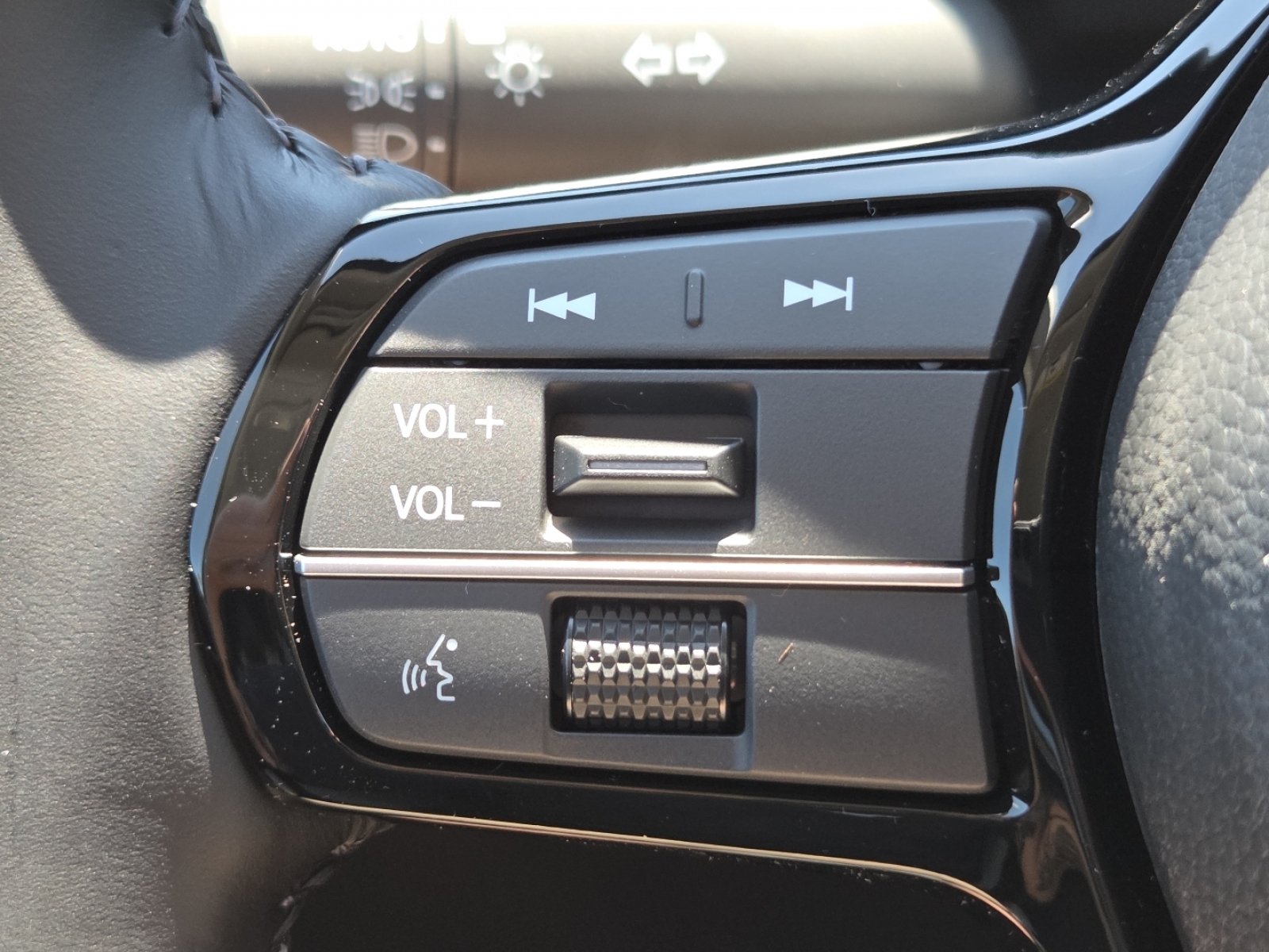 New 2026 Honda CR-V EX-L image 11