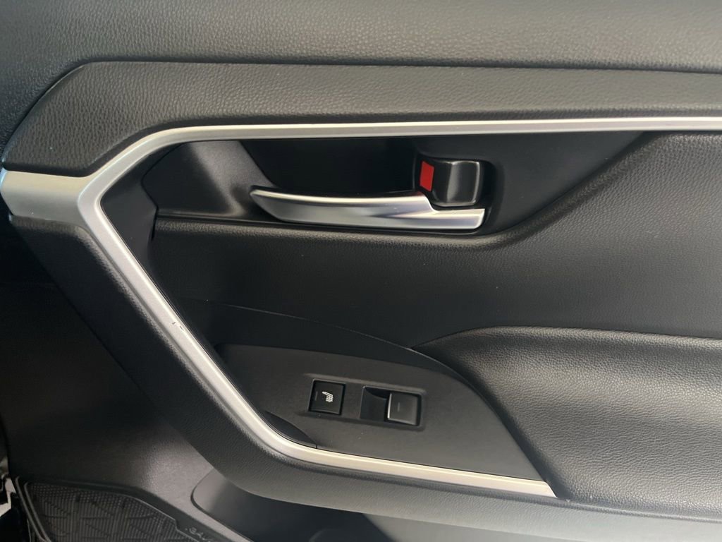 Used 2023 Toyota RAV4 SE w/ Weather & Moonroof Package image 57