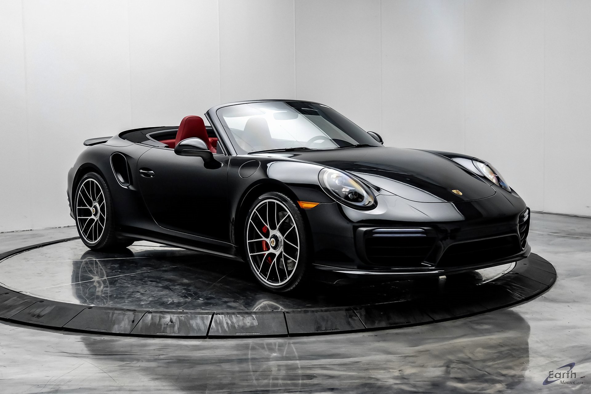 Used 2019 Porsche 911 Turbo image 26