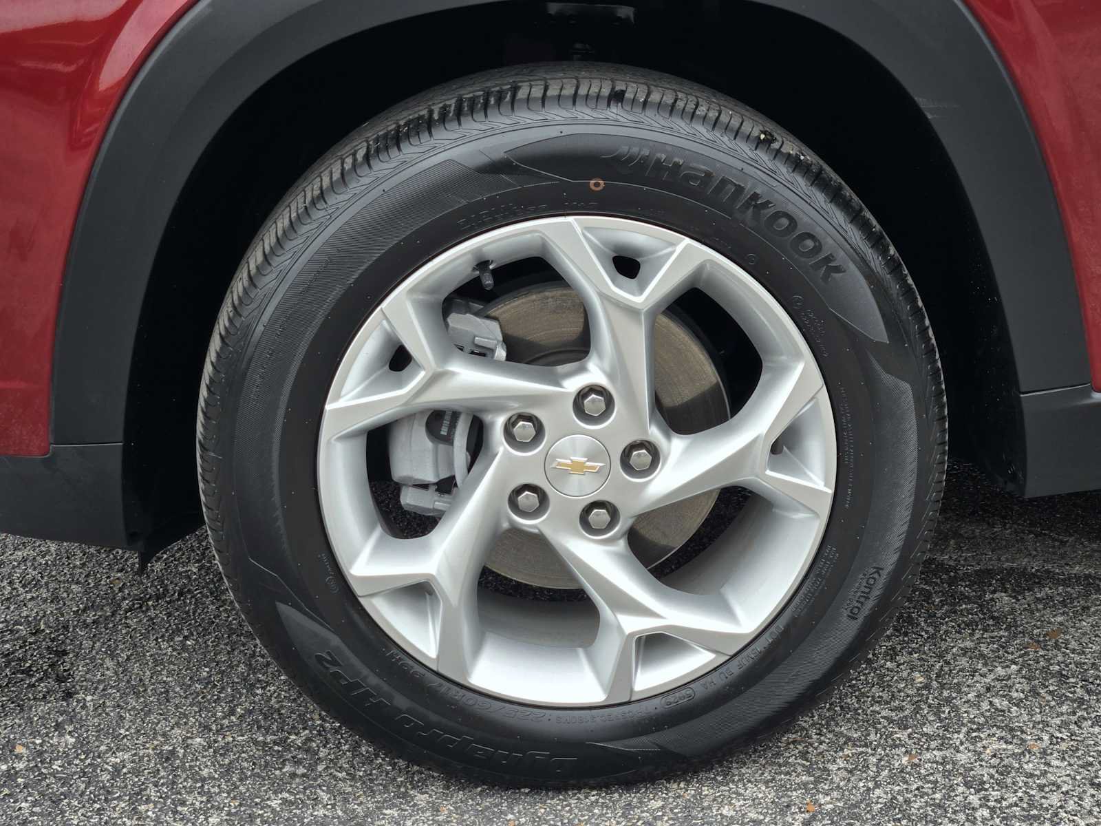 Used 2024 Chevrolet Trax LS w/ LS Convenience Package FWD image 12