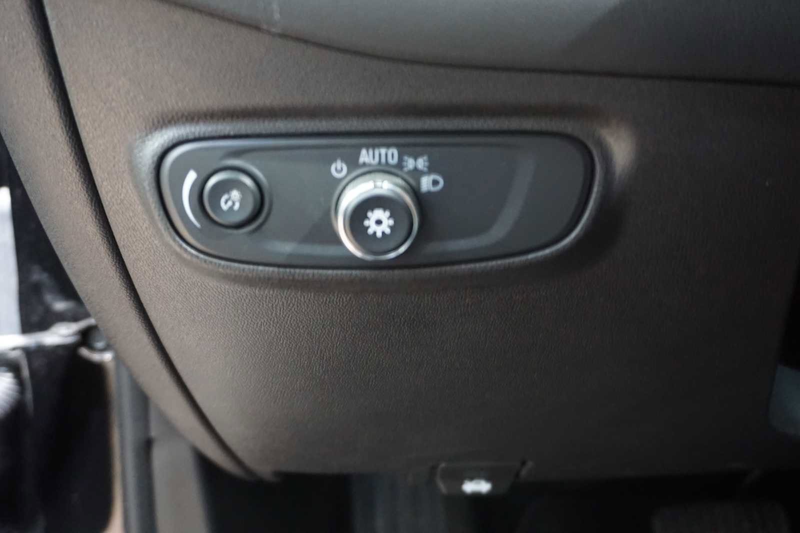 Certified 2024 Chevrolet Equinox LS w/ LS Convenience Package image 25