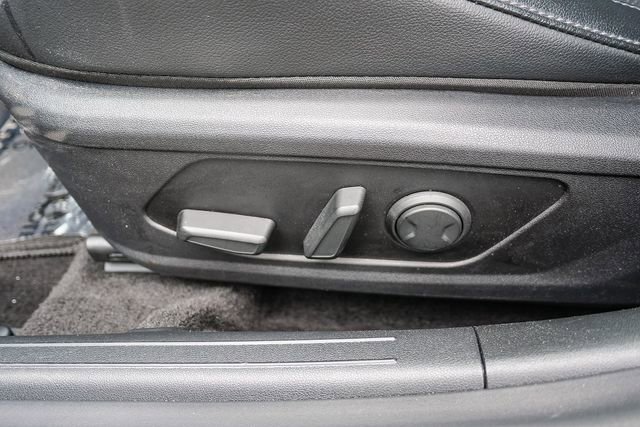Certified 2023 Hyundai Elantra Limited FWD image 23