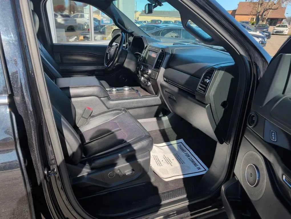 Used 2019 Ford Expedition Max Limited AWD/4WD image 27