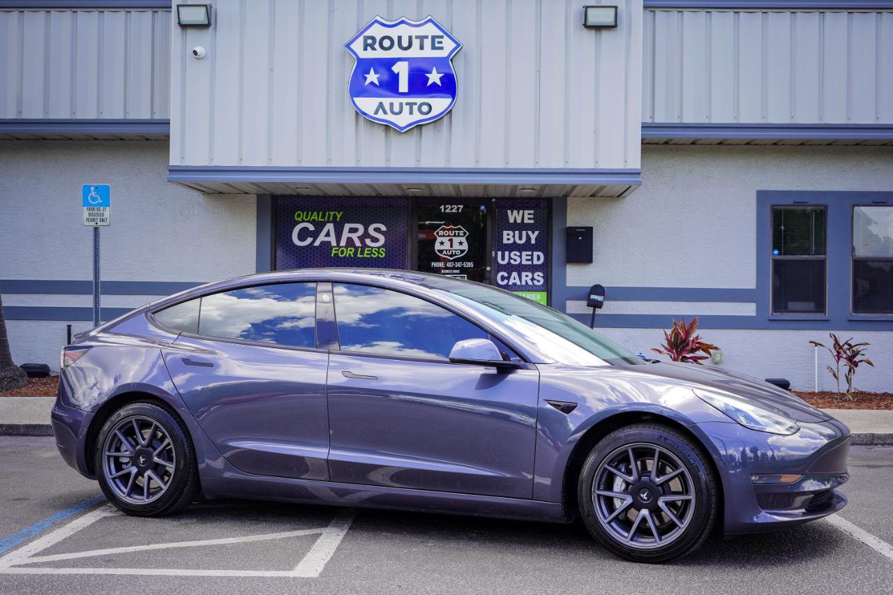 Used 2022 Tesla Model 3 Long Range AWD/4WD image 5