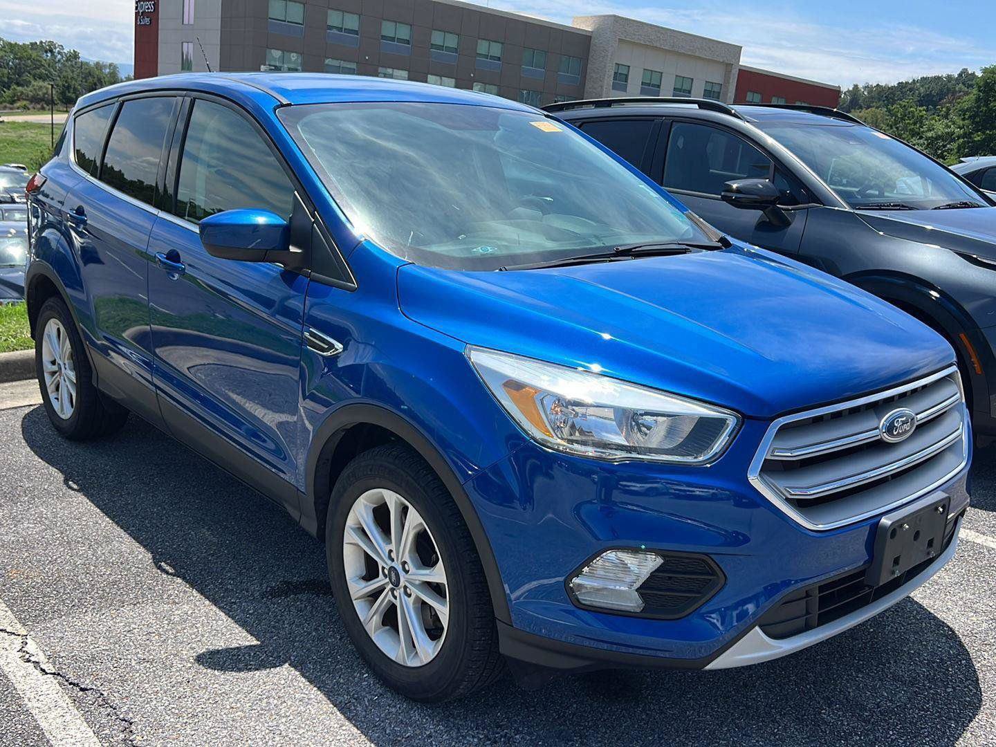 Used 2019 Ford Escape SE AWD/4WD image 6