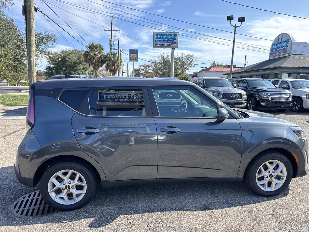 Used 2023 Kia Soul S image 10