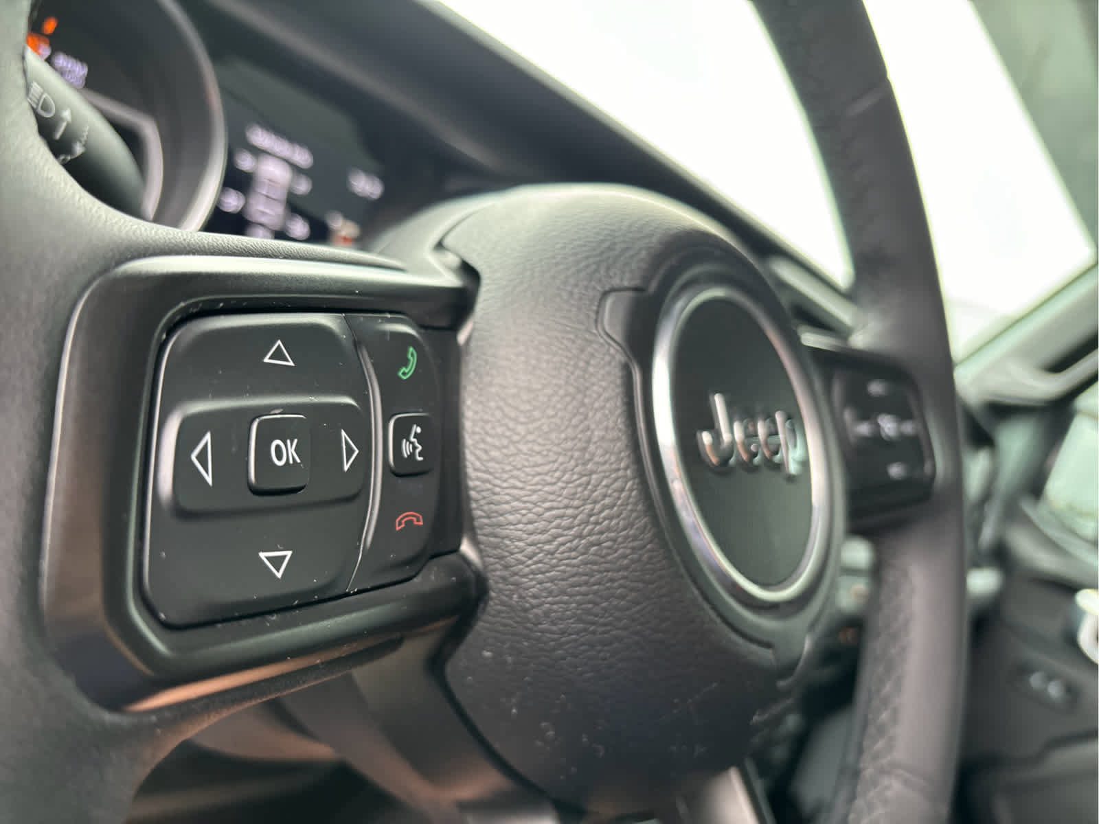 Used 2023 Jeep Wrangler Willys image 10