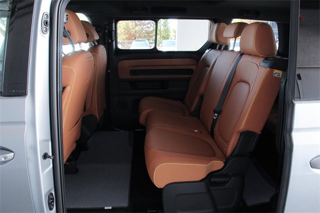 New 2025 Volkswagen ID. Buzz Pro S image 16