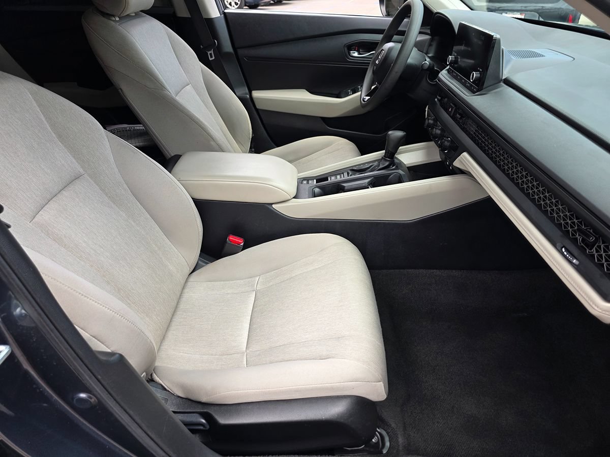 Used 2023 Honda Accord LX image 15