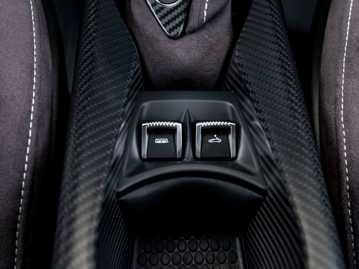 Used 2022 McLaren 765LT RWD image 27