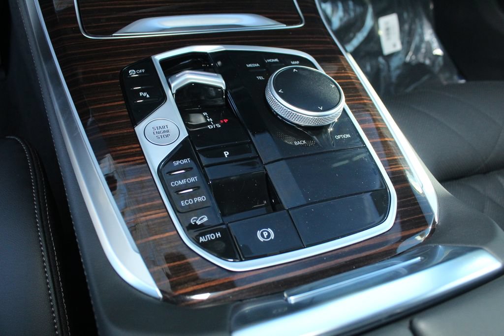 Used 2026 BMW X5 xDrive40i w/ Climate Comfort Package AWD/4WD image 13
