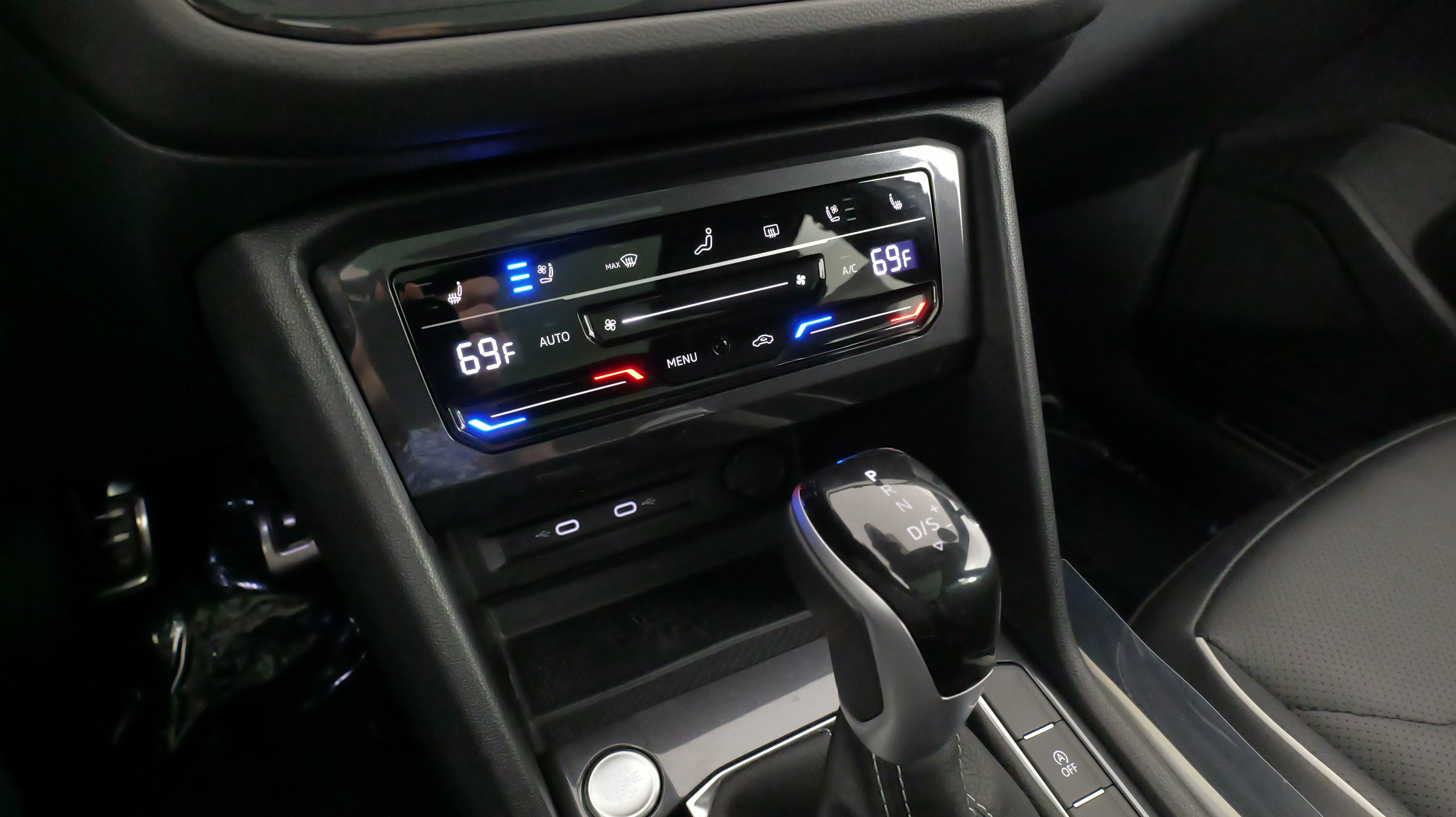 Used 2024 Volkswagen Tiguan SEL R-Line AWD/4WD image 56