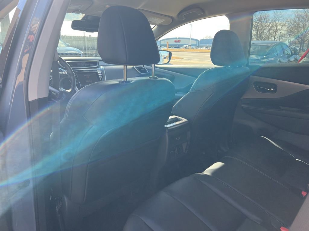 Certified 2023 Nissan Murano SV w/ SV Midnight Edition Package image 9