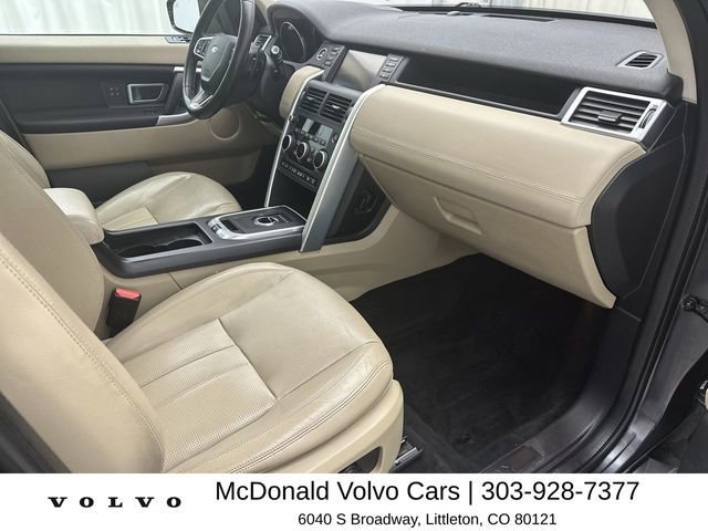 Used 2017 Land Rover Discovery Sport HSE image 25