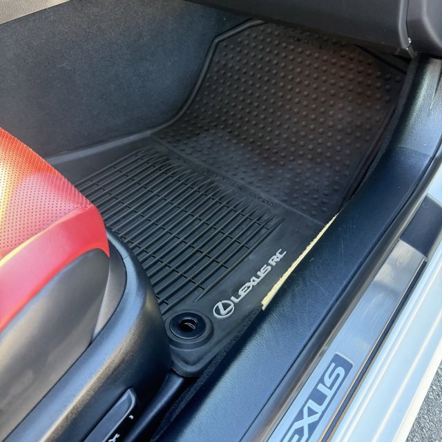 Used 2015 Lexus RC F image 19