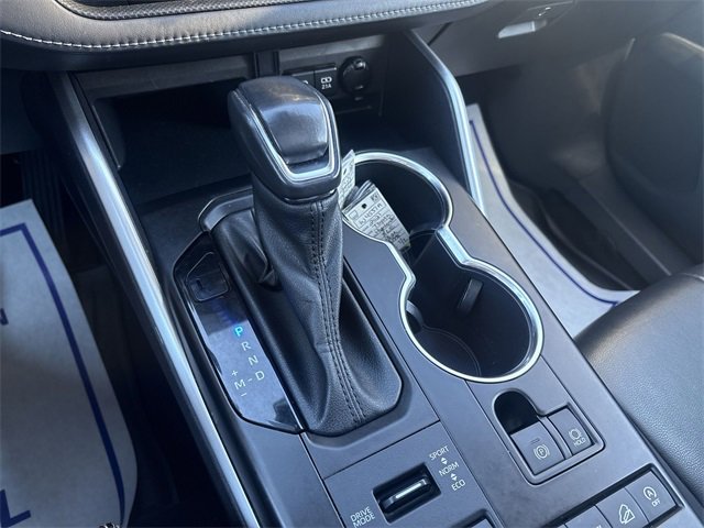 Used 2021 Toyota Highlander XLE image 16