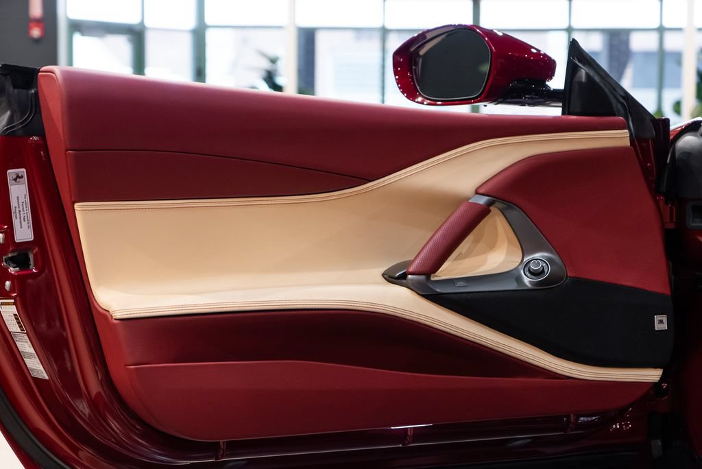 Certified 2022 Ferrari 812 GTS RWD image 24