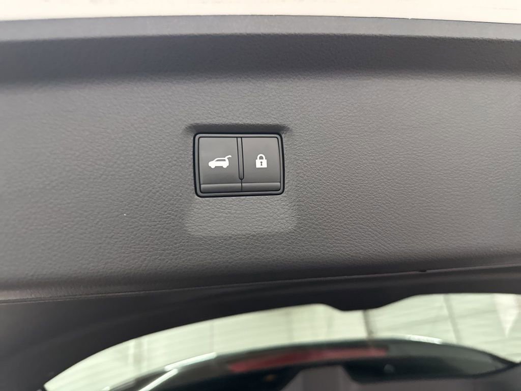 Used 2025 INFINITI QX60 Autograph w/ Cargo Package image 30