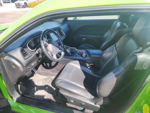 Used 2017 Dodge Challenger GT image 6