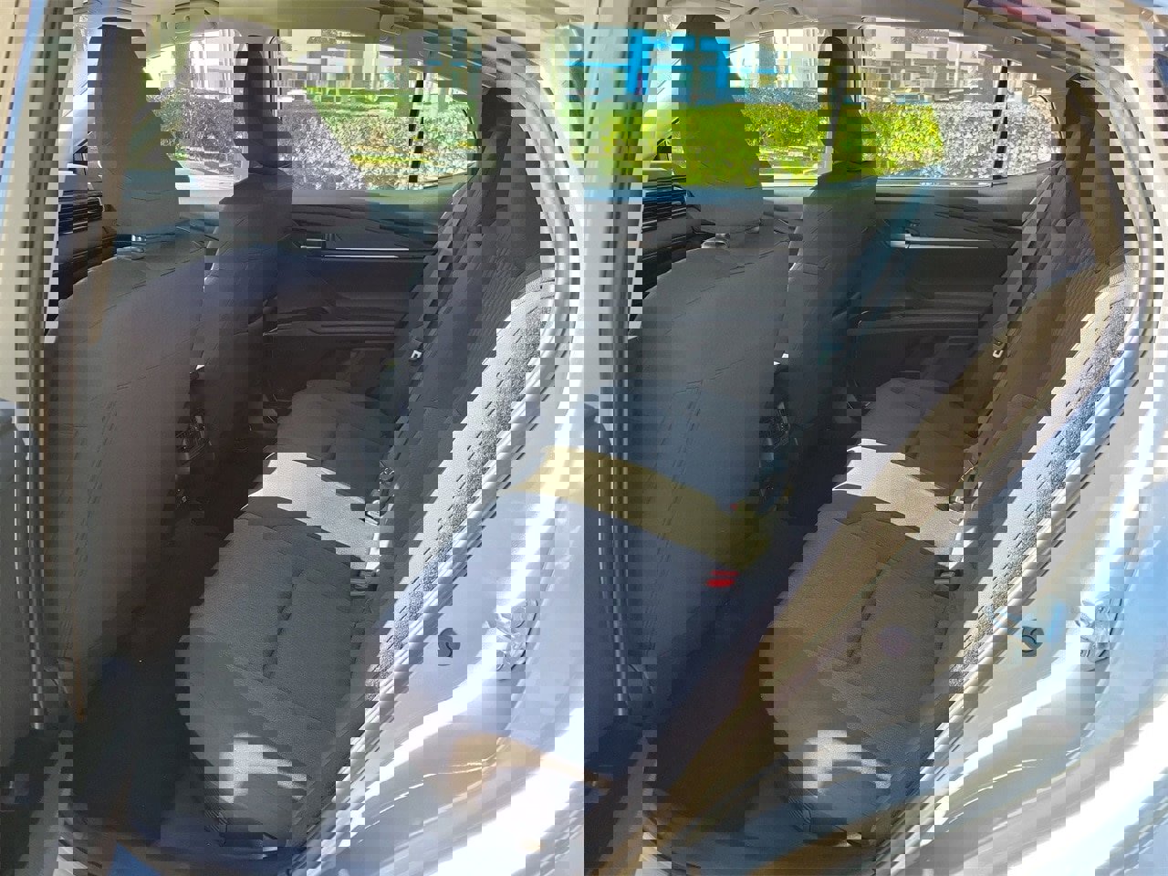 Used 2025 Toyota Camry LE image 11