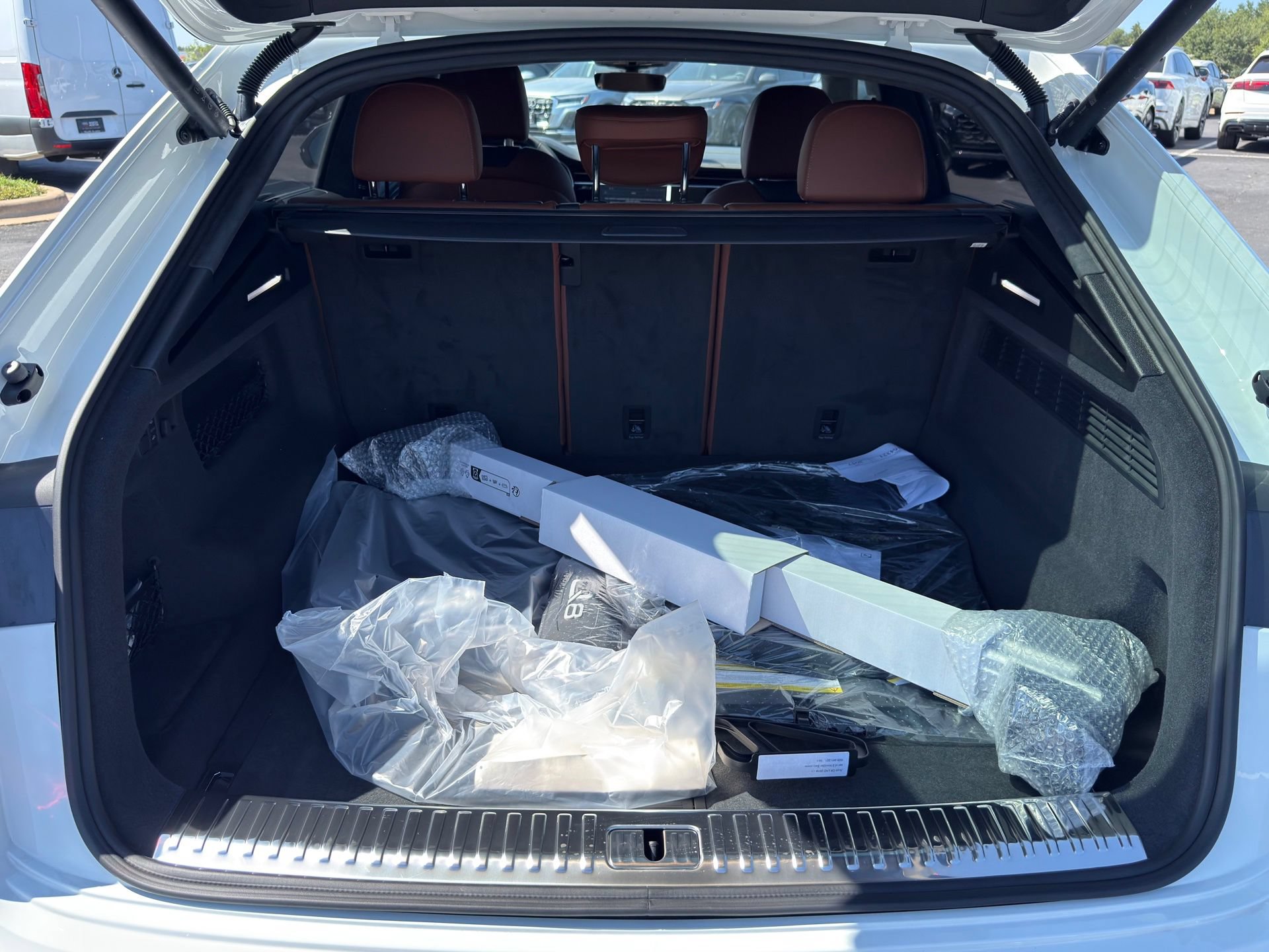New 2026 Audi Q8 Prestige AWD/4WD image 6